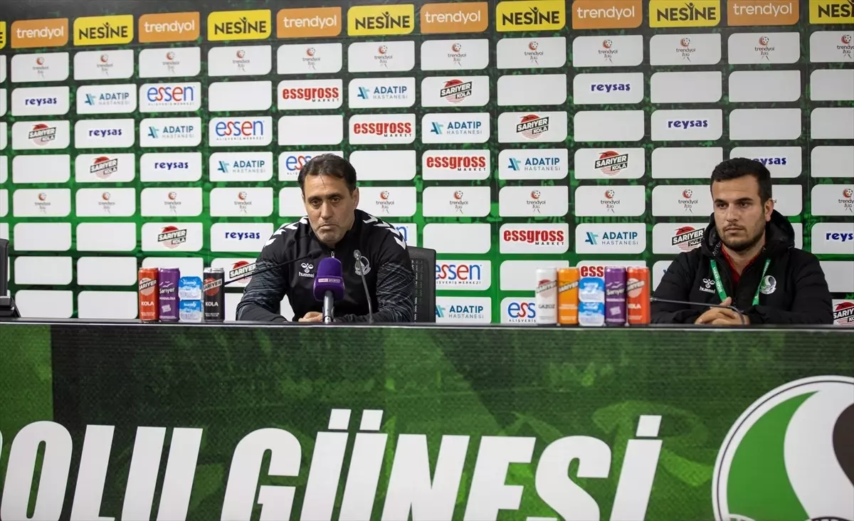 Ümraniyespor ve Sakaryaspor Maç Analizi: Denge ve Gözlemler