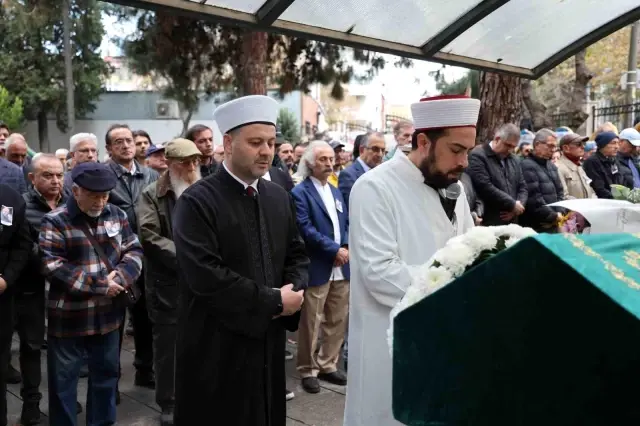 Ünlü Doktorun Eşinin Vefatıyla Sarsılan Aileye Taziye ve Anlamlı Anlar