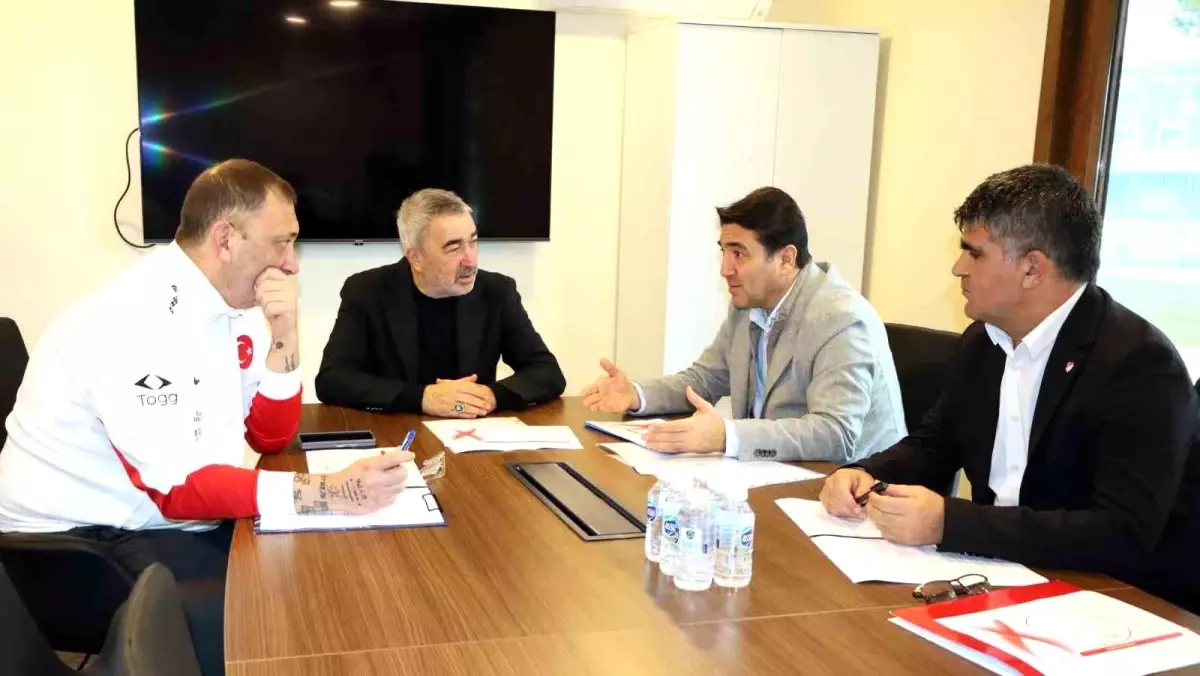 2025-2026 Futbol Stratejileri ve Koordinasyon Toplantısı Gerçekleştirildi