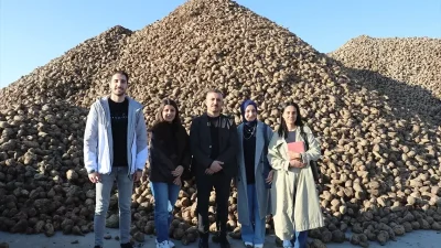 Ağrı Şeker Fabrikası’nda Öğrencilerle Ekonomik ve Coğrafi İnceleme Gezisi