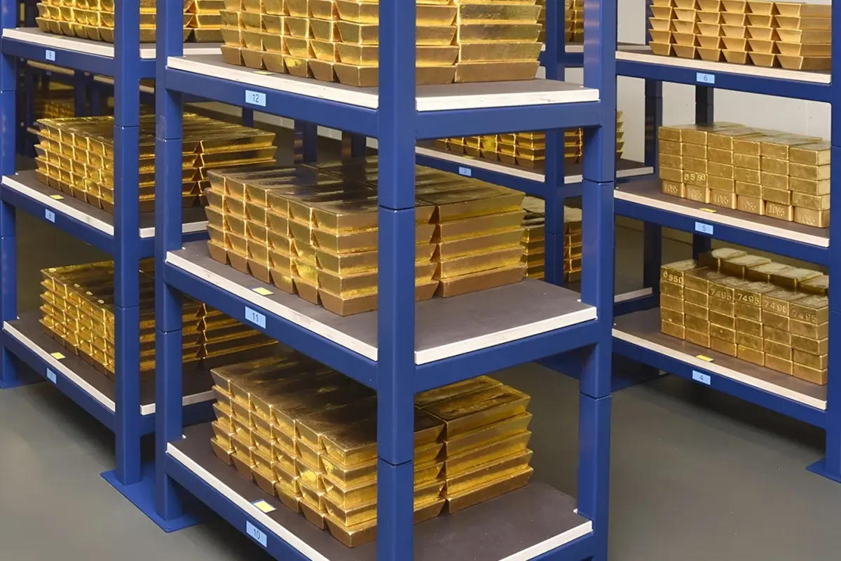 Altın ve Hisse Senetleri Birlikte Yükseliyor: BIS Uyarısı ve Piyasa Durumu