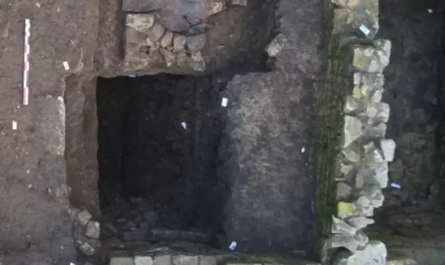 Antik Roma Döneminden Büyük Bir Sikke Hazine Keşfi ile Tarih Gün yüzüne çıktı