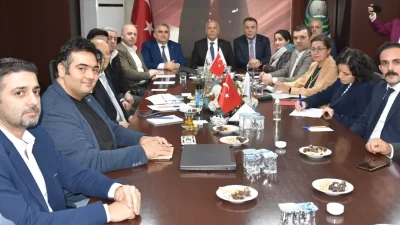 Artvin’de Bal Üretimini Güçlendirme Toplantısı Gerçekleştirildi