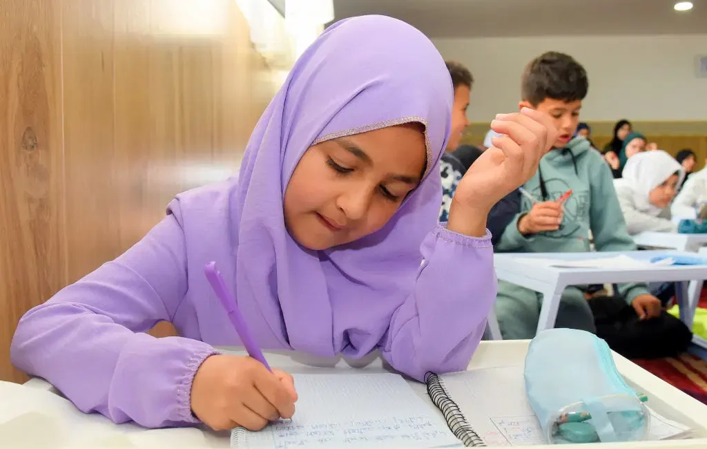 Avusturya'da okulda başörtüsü yasağına