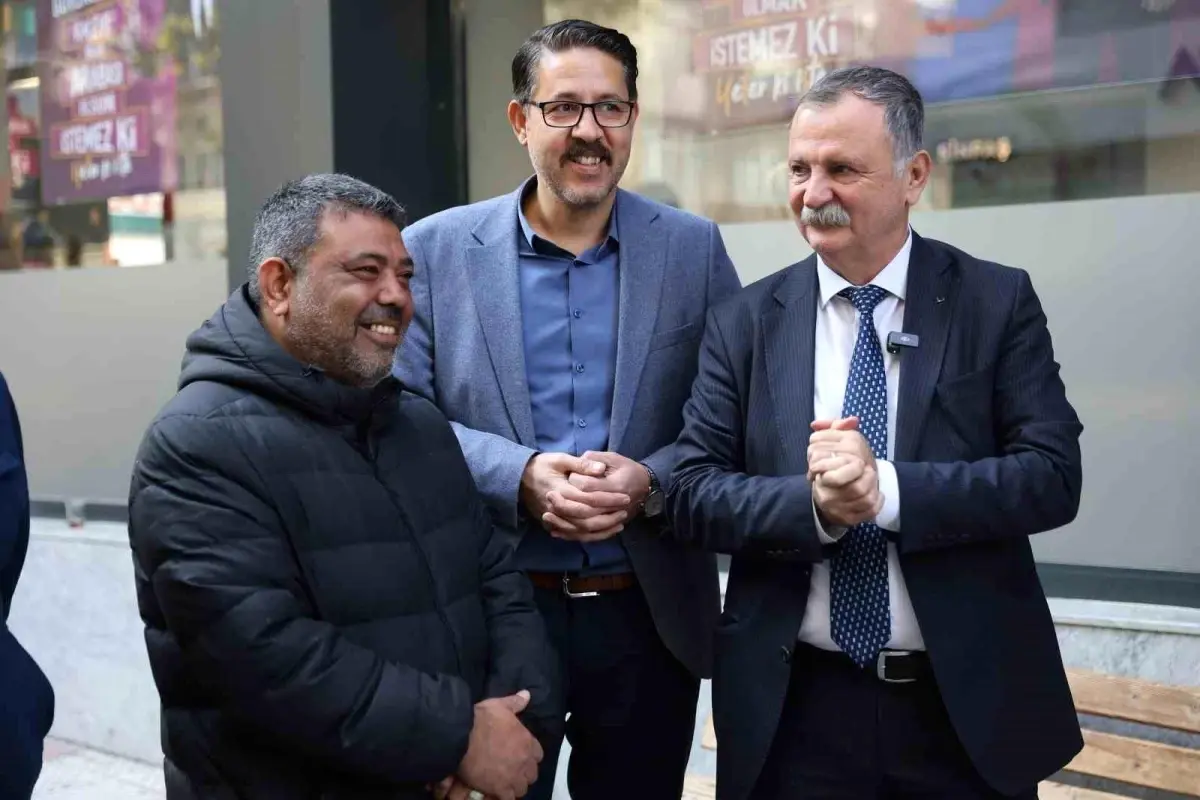 Başkan Balaban’dan Ayni Ali Mahallesi’nde Vatandaş ve Esnaf Ziyareti