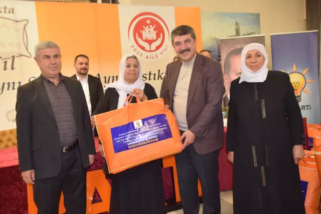 Batman'da 40 Yıllık Evlilikler Anlamlı Bir Akşamda Bir Araya Geldi