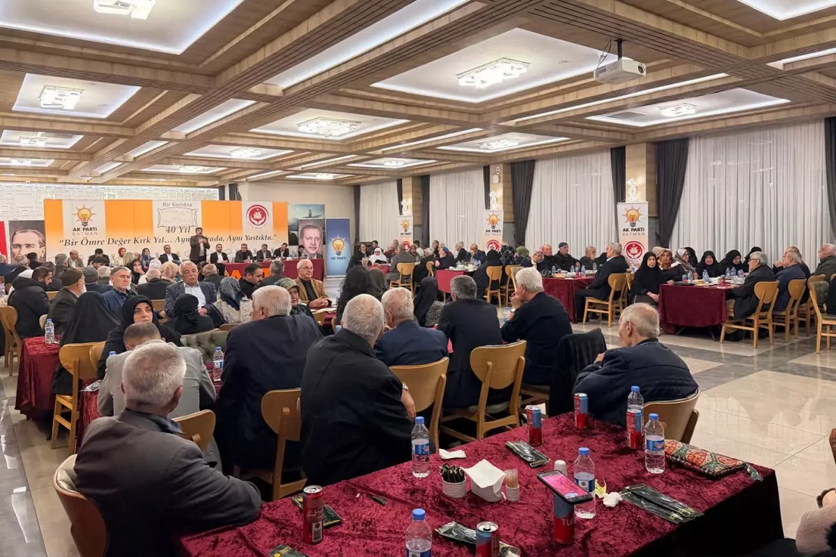 Batman’da 40 Yıllık Evlilikler Anlamlı Bir Akşamda Bir Araya Geldi