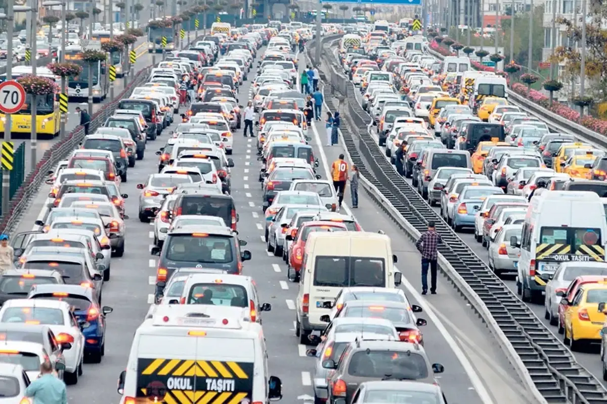 Benzin ve Motorin Fiyatlarında Güncel Gelişmeler ve Etkileyen Faktörler