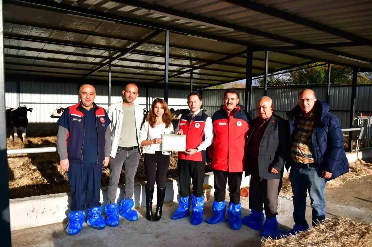 Biga’da Sağlıklı Hayvansal Üretim İçin Ari İşletme Belgesi Takdim Edildi