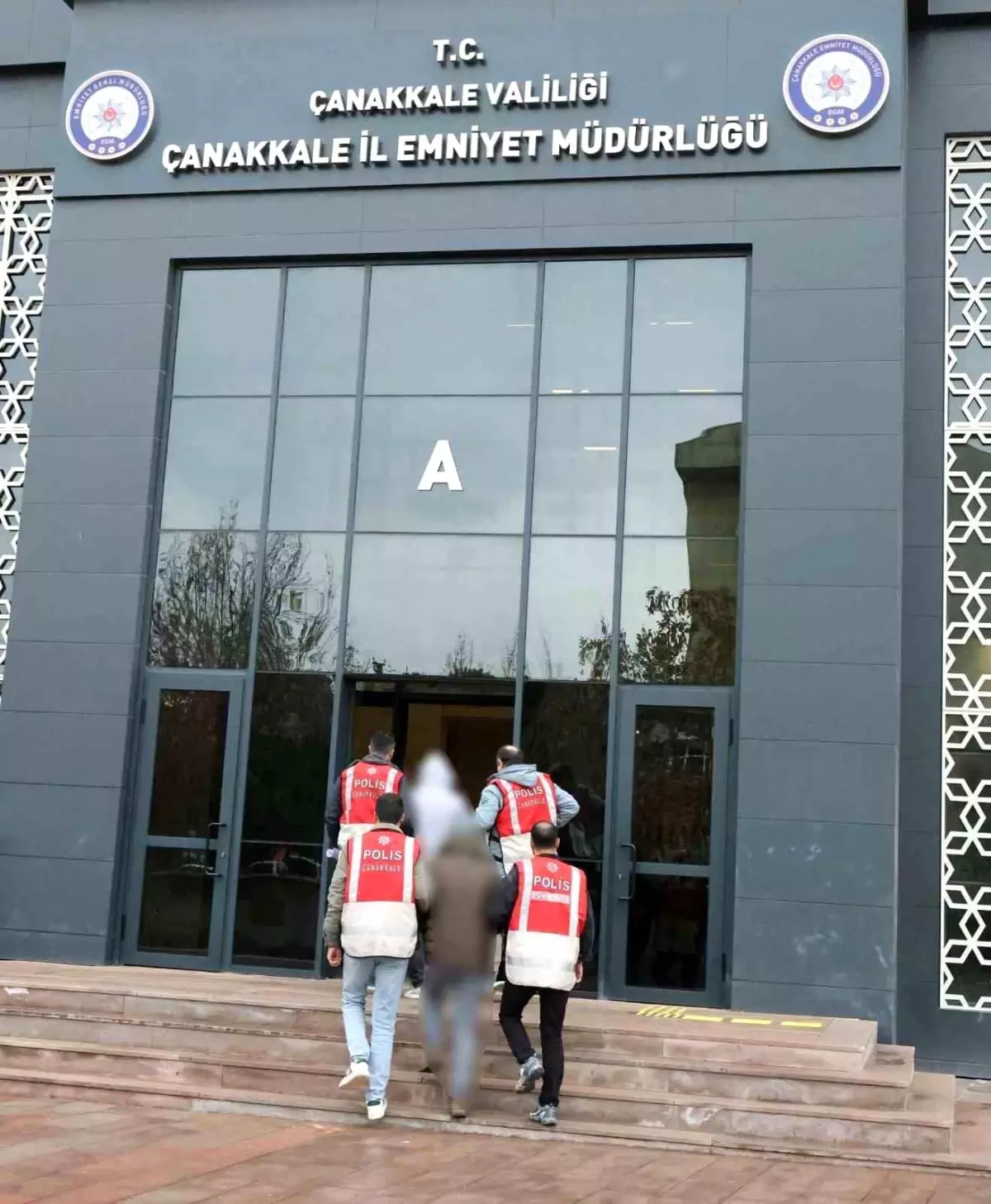 Çanakkale’de Kuyumcu Hırsızlığı Girişimi Sonrası Tutuklama