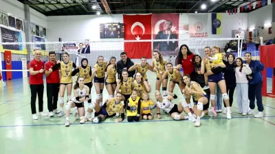 Didim Belediyespor Kadın Voleybol Takımı İzmir’den Zaferle Döndü