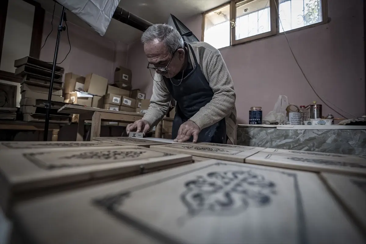 Emekli Hekimden Oltu Taşıyla Sanat ve Ekonomi Buluşması