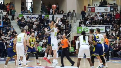 Fenerbahçe Beko’nun Zorlu Deplasman Galibiyeti: Merkezefendi Belediye’yi 87-64 Yenildi