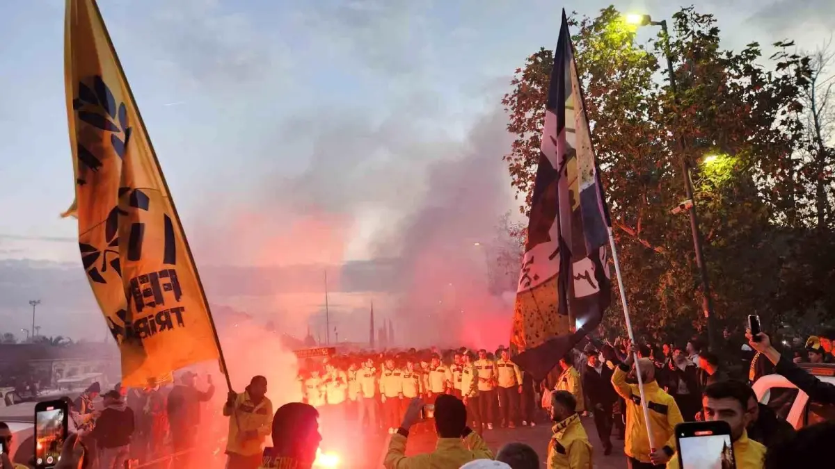 Fenerbahçe ve Galatasaray Derbisi Heyecanı İstanbul’da Yüksek İlgi Gördü