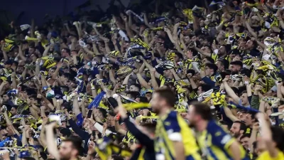Fenerbahçe–Galatasaray Derbisi Son Dakika Golleri ve Sosyal Medya Yorumlarıyla Gündemde