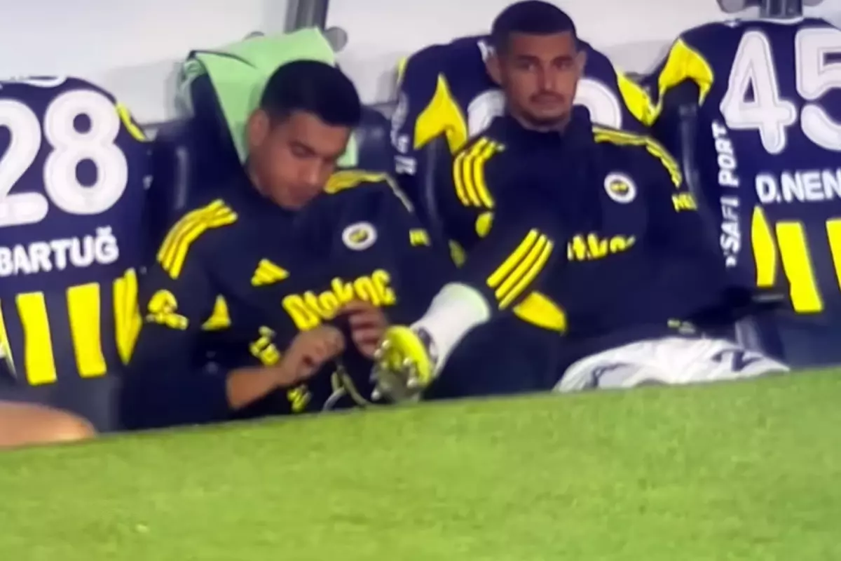 Fenerbahçe’nin Kaleci Seçimlerinde Beklenmedik Dönüşüm