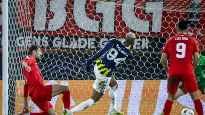 Fenerbahçe’nin Norveç Zaferi: Brann Karşısında 4-0’lık Rövanş Kullanımı