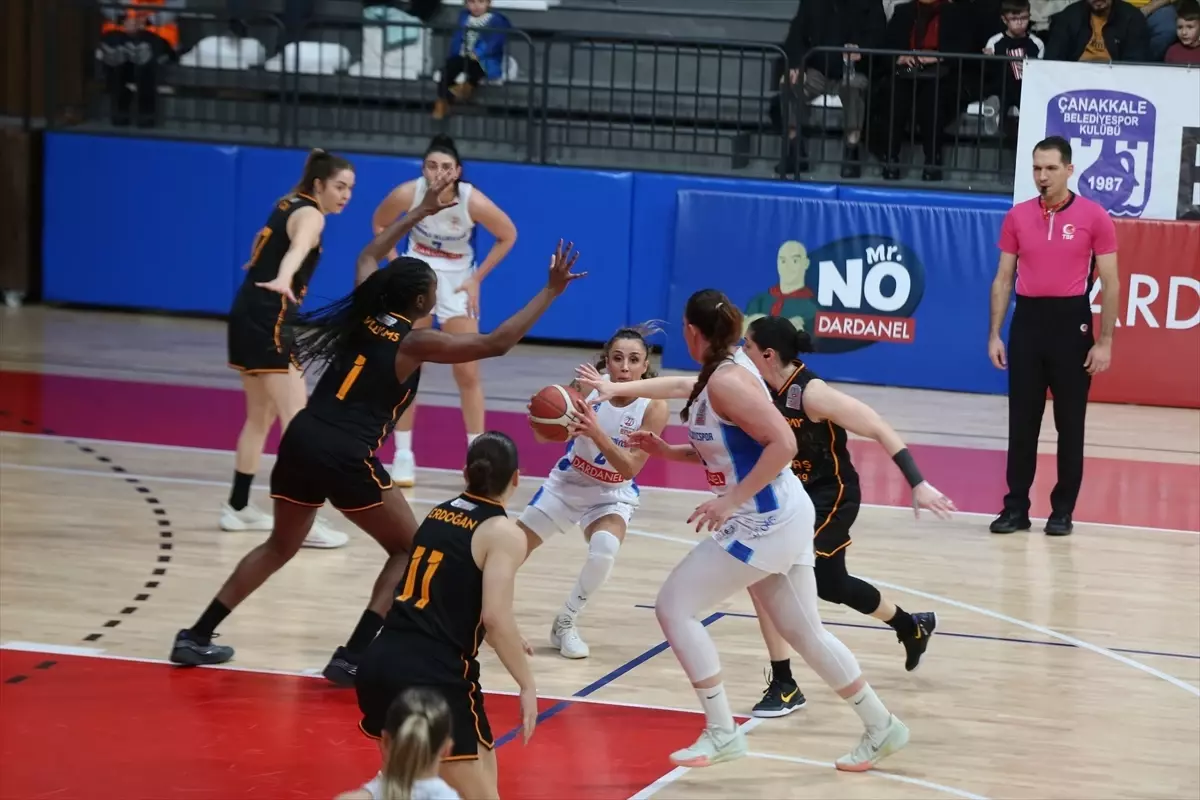 Galatasaray Kadın Basketbol Takımı Skorla Rakibini Geçti