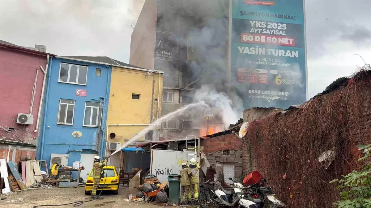 Gemlik’teki Pide İmalathanesinde Çıkan Yangın Korkuttu