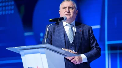 Gençlik ve Spor Bakanı Bak’tan İlham Verici Hayat Hikayesi ve Gençlik Mesajları