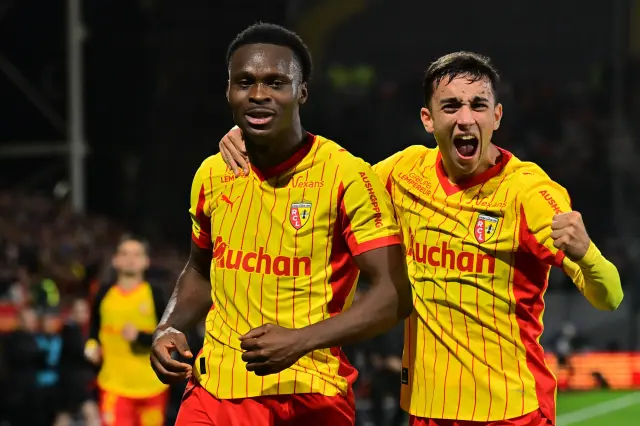 Hafta Sonu Avrupa Futbolunda Zirve Değişimi ve Sürpriz Sonuçlar