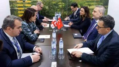 Hakan Fidan, Viyana’da Gürcistan Dışişleriyle Görüştü