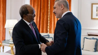 Hakan Fidan’dan Somali Cumhurbaşkanı ile Kritik Görüşme – Doha Forumu Çerçevesinde