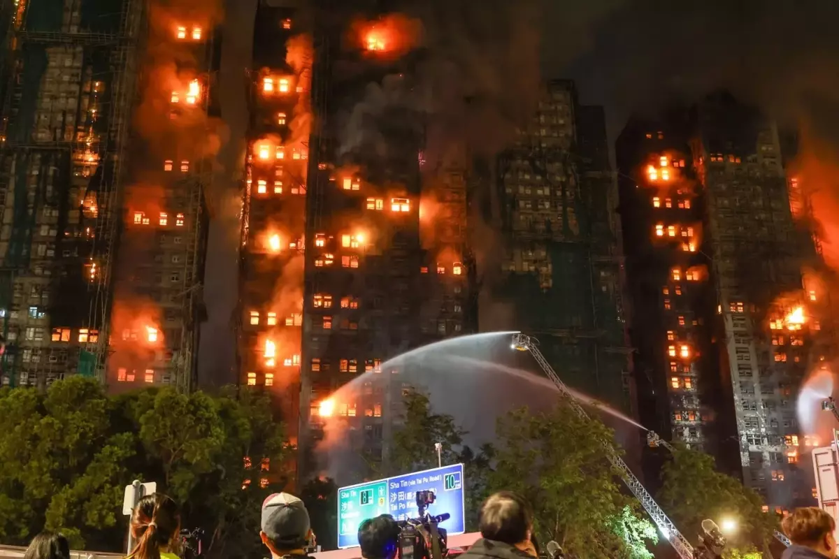 Hong Kong Yangın Felaketinin Detayları ve İhmaller Zinciri