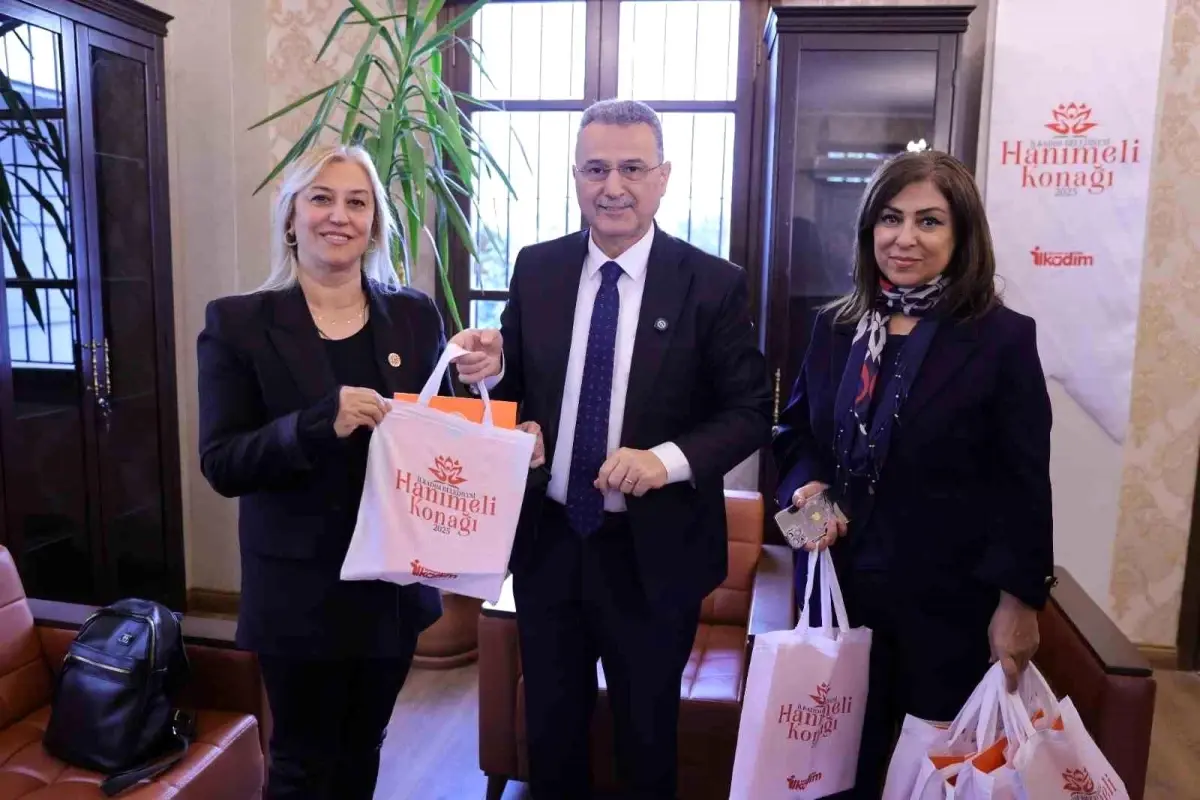 İlkadım Belediye Başkanı Kurnaz’dan Kadın Muhtarlarla Samimi Buluşma