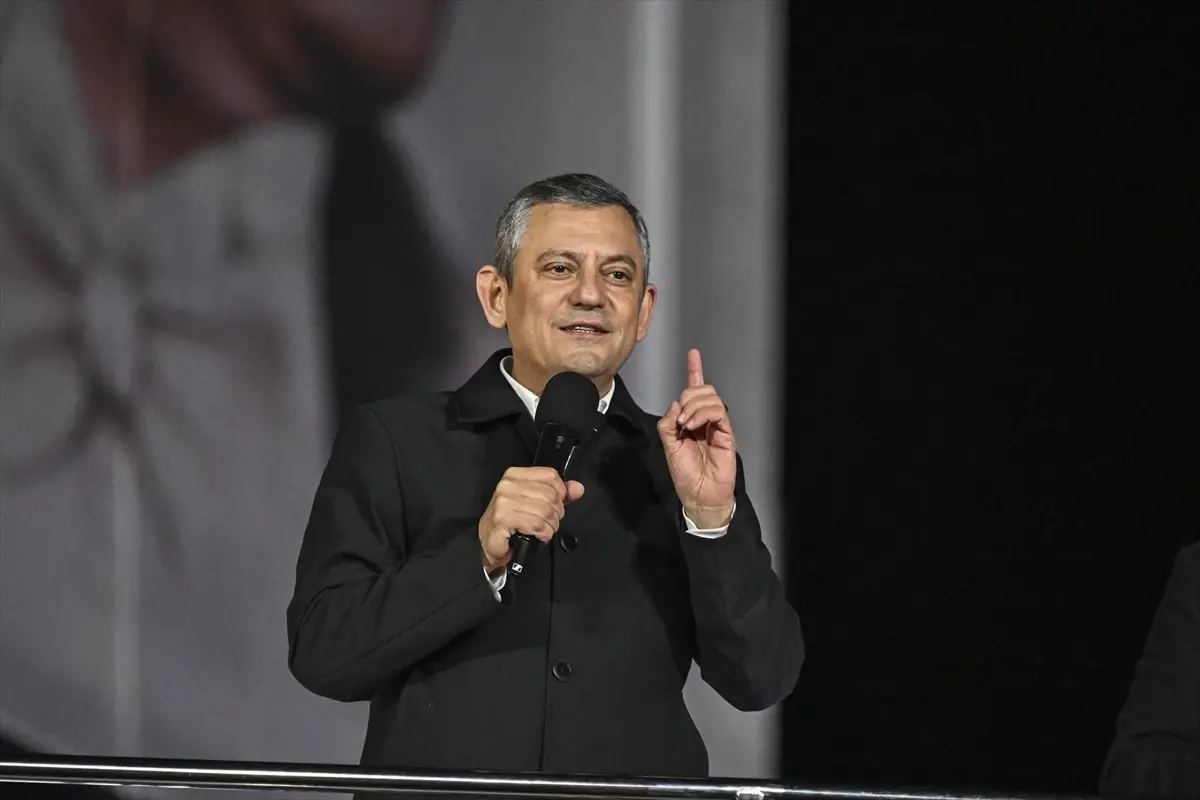 İstanbul’da Demokrasi ve Adalet Temalı Kitlesel Mitingle Güç Birliği Vurgusu