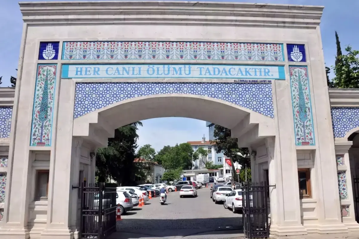 İstanbul’da Yüksek Zam Talebiyle Güncellenen Mezar ve Otopark Ücretleri gündemde