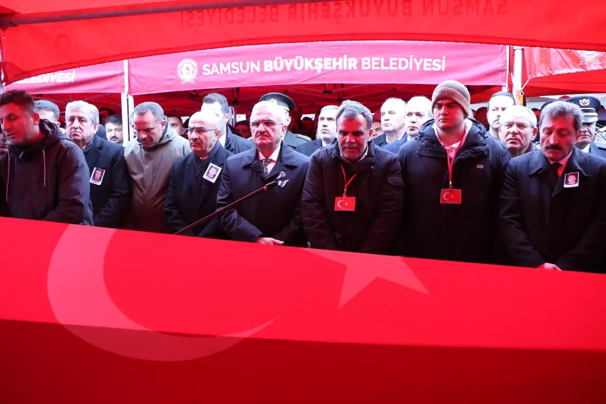 İstanbul’daki Uyuşturucu Operasyonunda Şehit Olan Polis Memuru Emre Albayrak’ın Son Yolculuğu