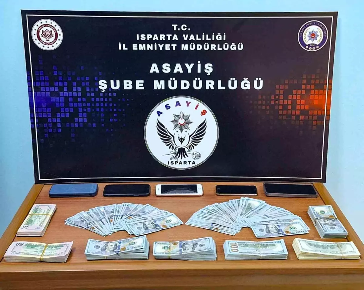 İstanbul’dan Isparta’ya Gelen Dolandırıcılar Operasyonla Yakalandı