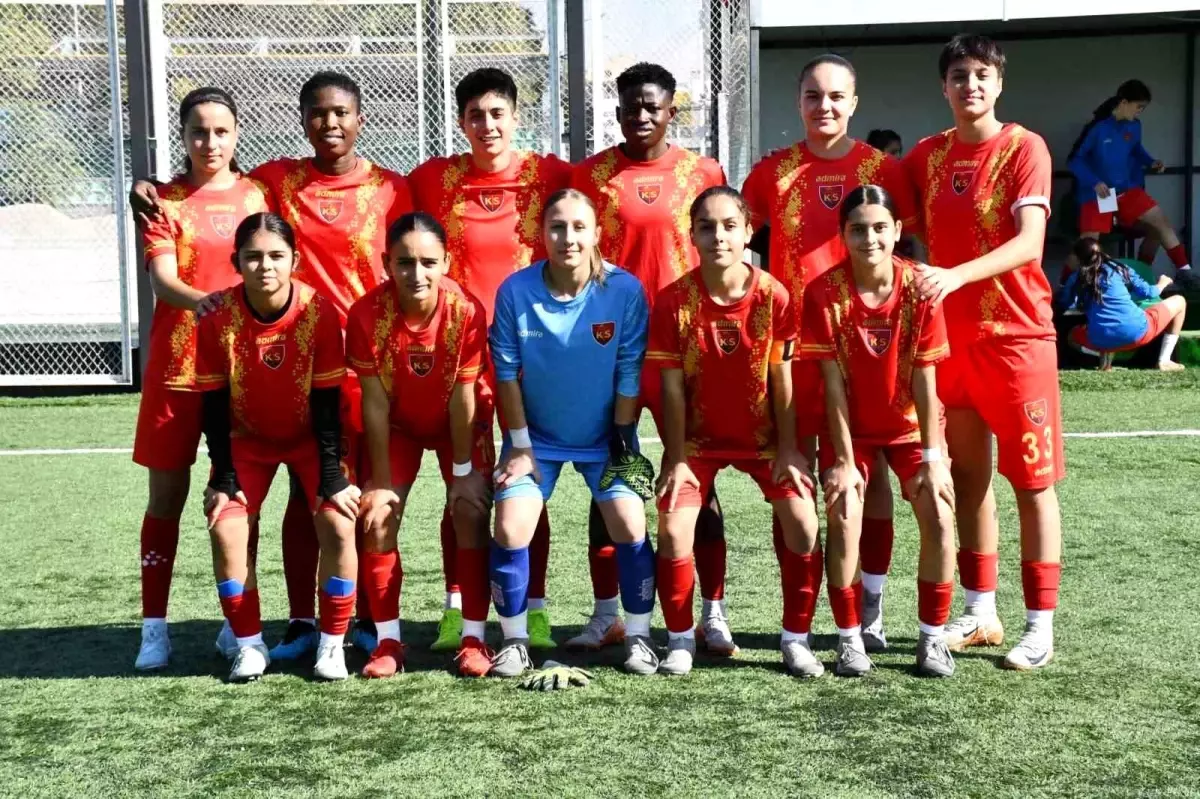 Kadınlar 1. Ligde Tarihi Zafer: Auran Kayseri FK Gaziantep Asyaspor’u Farklı Yendi