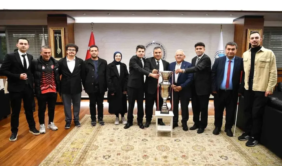 Kayseri Büyükşehir Belediye Başkanı,