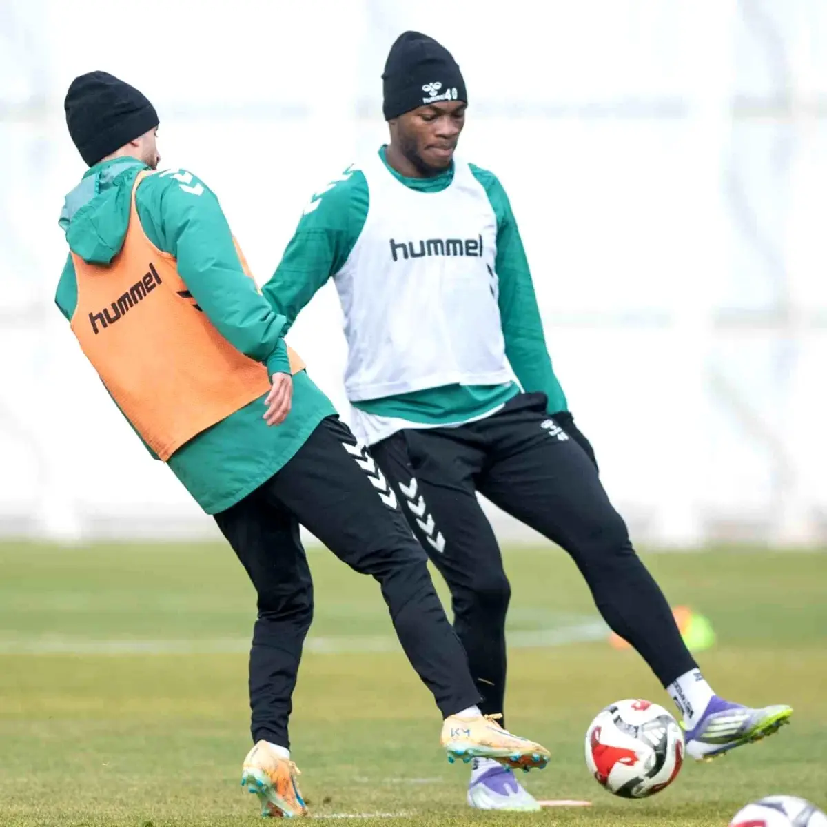 Konyaspor, Fenerbahçe Maçı Hazırlıklarına Başladı