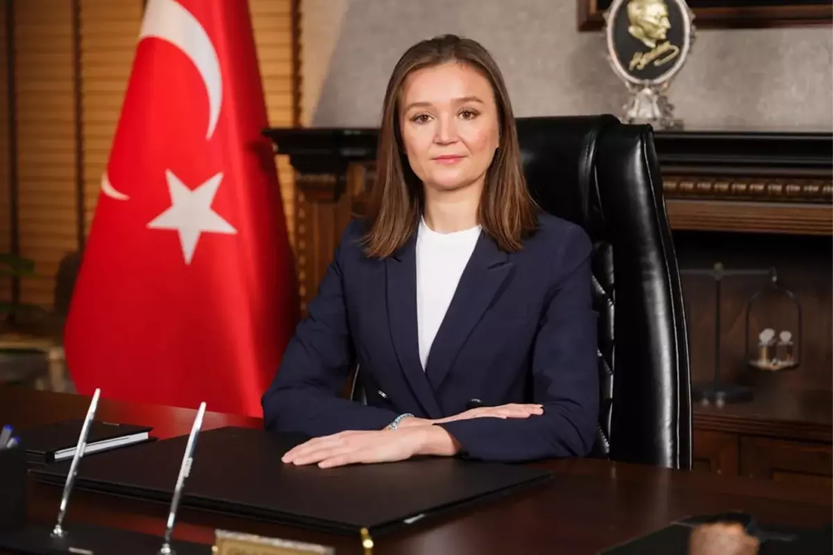 Manisa’nın İlk Kadın Belediye Başkanı Gülşah Durbay Hayatını Kaybetti