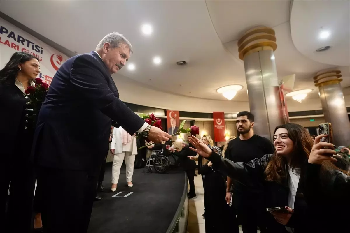 Mustafa Destici’den Kadına Yönelik Şiddete Karşı Net Tavır ve Kadın Hakları Vurgusu