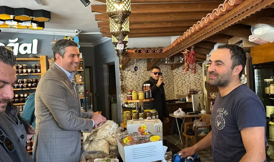 Muzaffer Aravi ve ekibi,