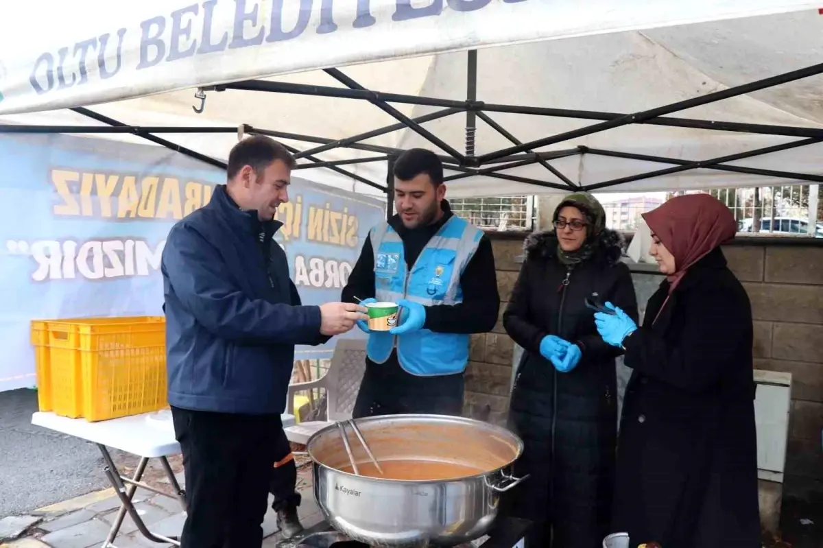Oltu’da Soğuk Havaya Karşı Sıcak Çorba Destek Projesi Başladı