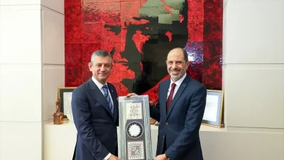 Özgür Özel ve Kudret Özersay Siyasi Görüşmeleri Güçlendirdi