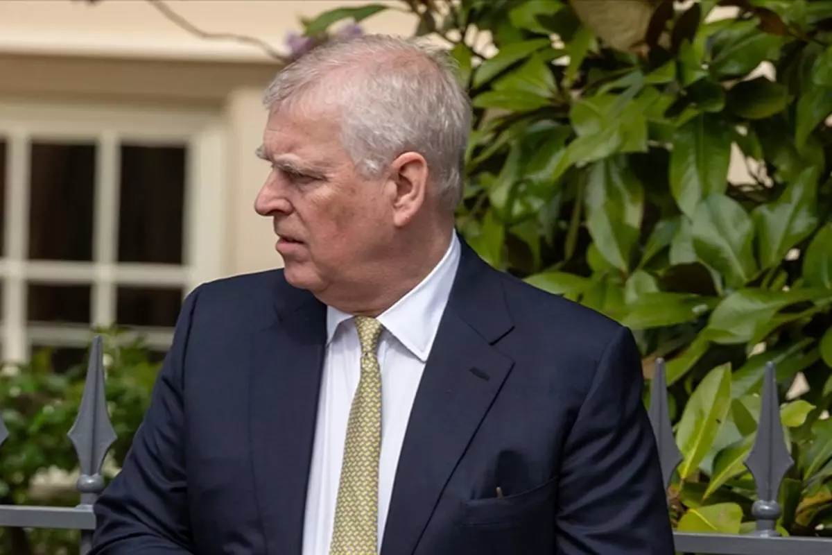 Prens Andrew’in Unvanları ve Epstein Olayıyla İlgili Son Gelişmeler
