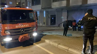 Rize’de Akülü Çay Makinesi Depo Yangını Korkuttu