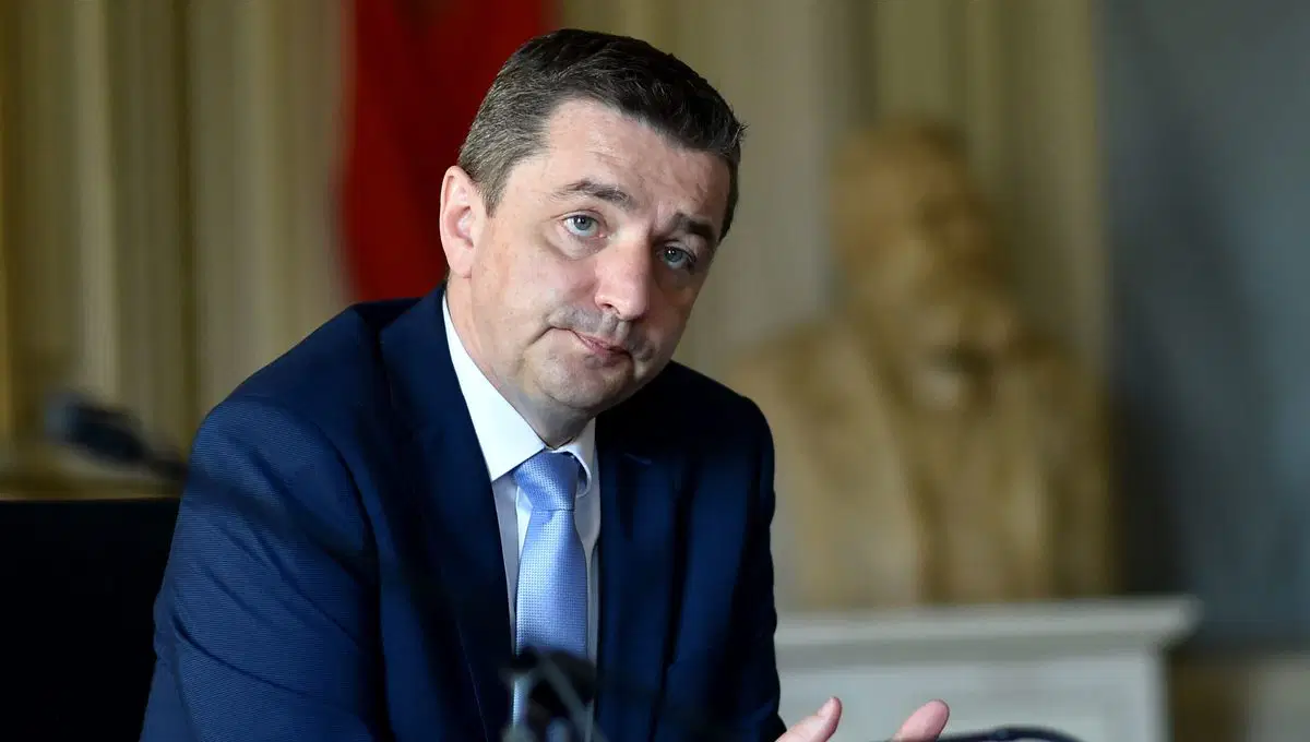 Saint-Étienne Belediye Başkanı Gaël Perdriau’ya Yakalanan Soruşturma ve Hapis Cezası Kararı