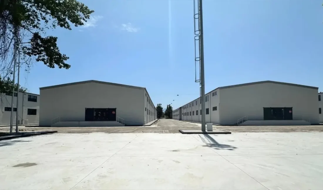 Samsun'daki geniş hangar alanlarıyla