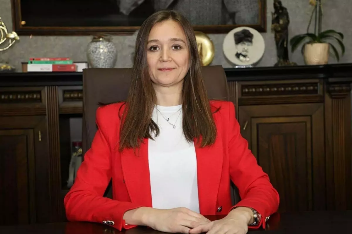 Şehzadeler Belediye Başkanı Gülşah Durbay Vefat Etti: Son Yolculuğuna Uğurlandı