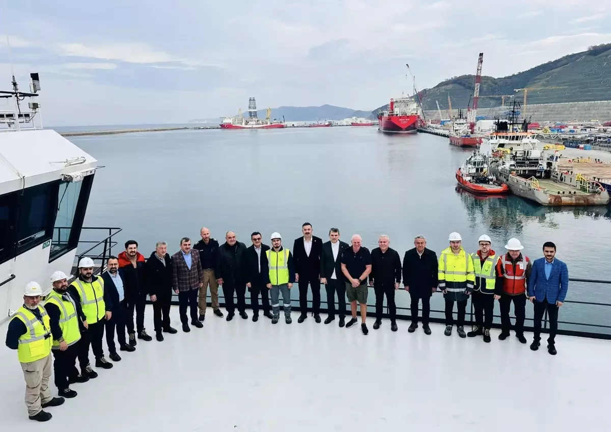 Seven Vega Gemisi Sakarya Gaz Sahası’nda Boru Hattı Kurulumuna Başladı