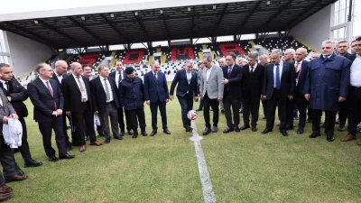 Soma’da Yeni Nesil Futbol Arenası Hizmete Açıldı: Hedef 2026 Dünya Kupası