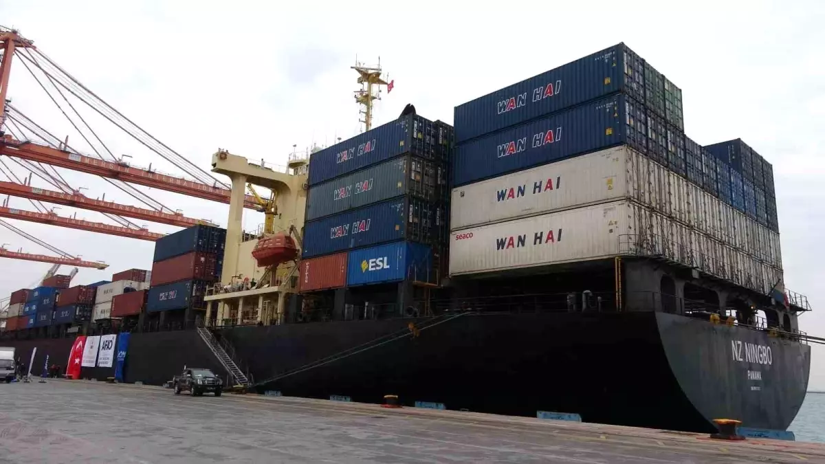 Sudan’a Umut Taşıyan İyilik Gemisi Mersin Limanı’ndan Yola Çıktı