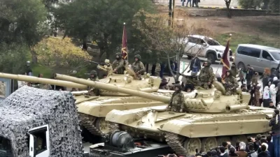 Suriye’nin Kurtuluş Yürüyüşü: Bir Yıl Sonra Kutlamalar ve Askeri Gösteriler